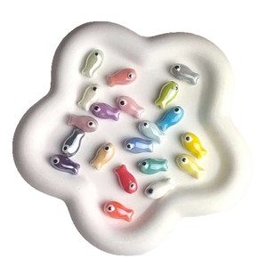 Perles en céramique, perles en forme de <span class=keywords><strong>poisson</strong></span>, perles d'animaux marins pour la fabrication de bijoux DIY - Product Image 5