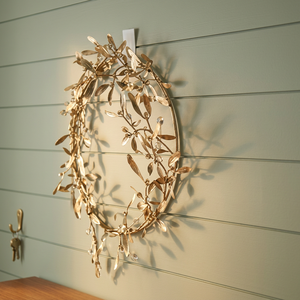 Guirnalda Ovalada de Metal Rústico con Hojas, Flores Decorativas Hechas a Mano, Adorno Navideño para Colgar en la Pared, Pieza Individual - Product Image 1