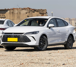 Qin Plus 2025 Edición Conducción Inteligente DM-I, Vehículo con Autonomía NEDC de 700 km, Motor de 100-150 kW, Torque de 200-300 Nm, Batería de 30 kWh, Tecnología Eléctrica de Vanguardia - Product Image 4