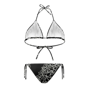<span class=keywords><strong>Maillot</strong></span> <span class=keywords><strong>de</strong></span> <span class=keywords><strong>bain</strong></span> bikini imprimé sur mesure <span class=keywords><strong>ultra</strong></span>-sexy pour femme avec bretelles imprimées au dos et design échancré sur la poitrine, accompagné d'un short triangle – Charmant et séduisant - Product Image 3