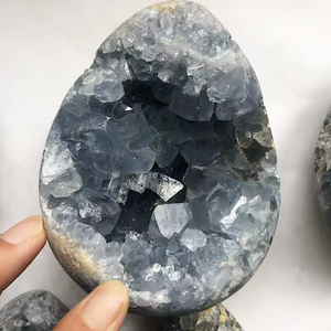 Cristal de Célestite Bleue Naturelle, Grappe de Minéraux Bruts Sculptés pour la Décoration Intérieure et la Guérison Reiki - Product Image 3