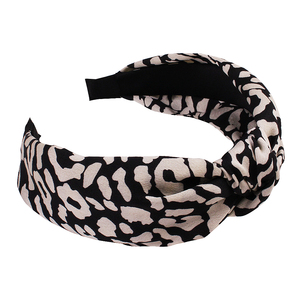 <span class=keywords><strong>Maschera</strong></span> per Feste in Poliestere con Design <span class=keywords><strong>Coniglio</strong></span> Cartoon per Halloween e Natale, Copertura Completa del Viso alla Moda - Product Image 3