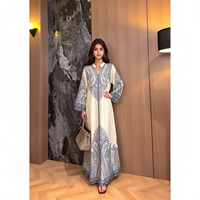 Abaya Chic et Élégante pour Femme, Robe Musulmane Brodé(e) Faite à la Main en Polyester, Longueur Cheville, Manches Longues, Respirante, pour Mariage Hivernal