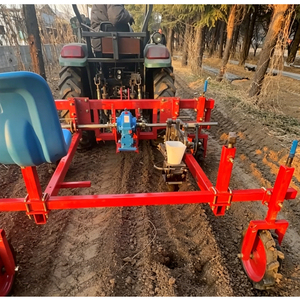 Transplanteur de semis de pastèque monté sur tracteur - Product Image 5