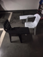 Chaise d'étudiant en plastique avec tablette d'écriture latérale, chaise de bureau scolaire monobloc moulée pour salle de classe et formation, empilable