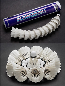 Volants de <span class=keywords><strong>badminton</strong></span> <span class=keywords><strong>Kawasaki</strong></span> T75 en plumes de canard et d'oie, cœur en mousse, pour entraînement et compétition professionnelle, vol stable, durables, lot de 6 - Product Image 3