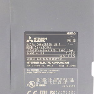 ใหม่ Q64AD2DA โมดูลอินพุต/เอาต์พุตแบบอะนาล็อก Q64AD2DA คอนโทรลเลอร์ PLC - Product Image 2