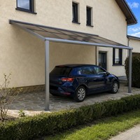 Abri de stationnement pour 2 voitures Angye, moderne et luxueux, personnalisé pour villa, avec toit en aluminium thermolaqué et auvent imperméable