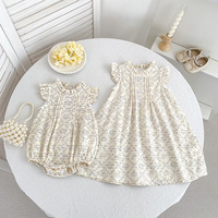 Robes d'été sans manches à imprimé floral pour filles, barboteuses pour bébés, combinaisons d'extérieur, robes pour filles et tenues assorties pour sœurs