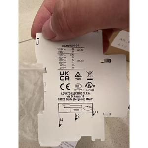 เบรกเกอร์วงจรไฟฟ้า Lovato Electric รุ่น P1X1011 ขนาด 3A 240V AC-12 DC-12 มาตรฐาน IEC/EN 60947-5-1 สำหรับใช้งานในอุตสาหกรรม - Product Image 1