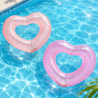 Bouée de natation gonflable portable et durable en PVC, motif cœur, pour le plaisir aquatique (vente en gros)