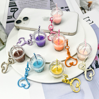 Porte-clés mignon en résine en forme de tasse de bubble tea, pendentif coloré en forme de cœur avec fermoir à ressort, thé au lait Boba, cadeau frais et naturel Kawaii