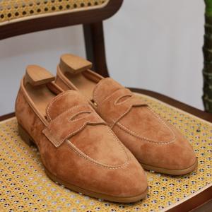 Chaussures décontractées pour hommes en daim rétro personnalisées de haute qualité avec talon de style robe de mariée et design d'ensemble assorti - Product Image 5