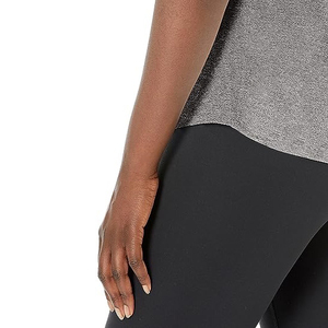 Offre Spéciale femmes adultes plaine personnalisé à manches courtes coupe ajustée solide t-shirts 100% polyester Sublimation T-shirt pour vêtements décontractés - Product Image 6