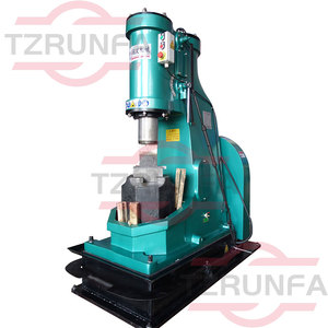 <span class=keywords><strong>Marteau</strong></span> <span class=keywords><strong>de</strong></span> <span class=keywords><strong>forge</strong></span> électrique pour la fabrication <span class=keywords><strong>de</strong></span> couteaux BlackSmith C41-55KG - Product Image 4