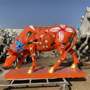 カスタマイズカラー等身大のぬいぐるみグラスファイバー彫刻動物グラスファイバー牛牛彫刻