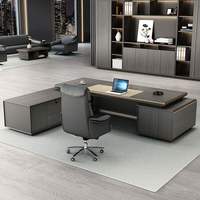 Bureau de direction moderne et haut de gamme, style de luxe léger pour le bureau, bureau pour le président et le directeur
