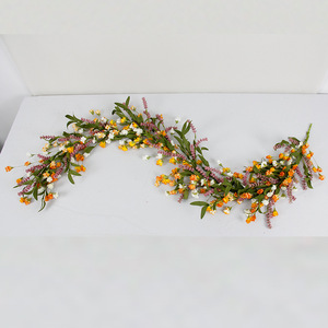 Guirlande de fleurs de <span class=keywords><strong>jasmin</strong></span> d'<span class=keywords><strong>hiver</strong></span> artificielle de ferme rustique de 180CM pour la guirlande de mur de maison d'arche de mariage - Product Image 1