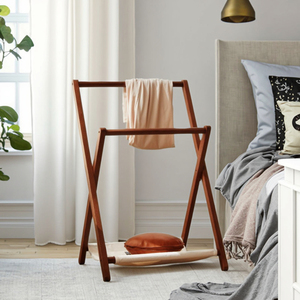 Porte-vêtements de plancher <span class=keywords><strong>en</strong></span> <span class=keywords><strong>bois</strong></span> bon marché étagère de rangement de vêtements <span class=keywords><strong>en</strong></span> <span class=keywords><strong>bois</strong></span> massif multifonctionnel ménage intérieur chevet cintre pliant - Product Image 1