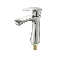 Robinet monocommande moderne en laiton moulé de précision avec cartouche céramique, eau chaude et froide, à poser sur plan de travail