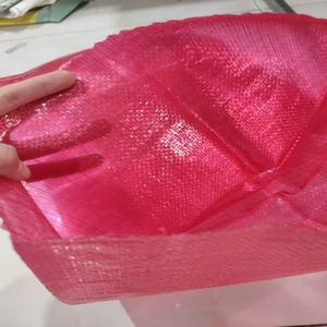 Sacs tissés <span class=keywords><strong>en</strong></span> polypropylène transparent rouge de 25 kg pour l'agriculture, sacs <span class=keywords><strong>en</strong></span> PP pour pommes de terre, oignons, carottes, exportés au Chili - Product Image 2