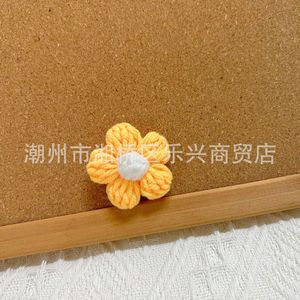 Finished Diy Hand-woven Puff Flower Camellia Clothing Accessories Christmas Gift Tree Decoration <b>Wool</b> Flowers Hand Crochet - Product Image 6