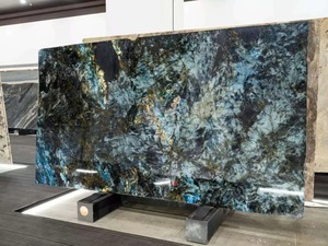 Lastra di <span class=keywords><strong>Granito</strong></span> Blu Labradorite di Alta Qualità, Lastra di <span class=keywords><strong>Granito</strong></span> Blu Lemuriano per Mobili Personalizzati, Pavimenti e Pareti - Product Image 3