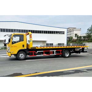 Camion de <span class=keywords><strong>remorquage</strong></span> à plateau plat ISUZU 4x2, capacité de 6 tonnes, pour le transport de voitures, le dépannage et le sauvetage, longueur de plateau de 6,5 m, moteur diesel de 190 CV - Product Image 4