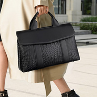 Sac à main pour femme, tendance, texture tissée, grand sac fourre-tout, grande capacité, sac à bandoulière haut de gamme, personnalisé, pour le travail et les trajets quotidiens, en polyester
