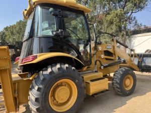 Retroexcavadora JCB 3CX 4CX con Cucharón Delantero y Brazo Excavador Trasero, Equipo de Construcción Amarillo con Motor, 7000 kg - Product Image 5