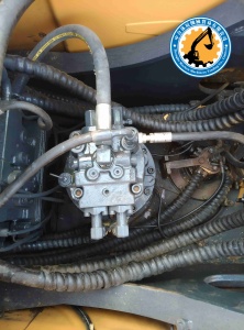 รถขุดฮุนได รุ่น 210w-9 แบบมีล้อ 21 ตัน ความจุบุ้งกี๋ 1.2 เมตร ปี 2020 ของแท้จากเกาหลี ขาย - Product Image 4