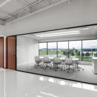Modular Frameless Glass Partitioning Systems for Modern Office Building with Clear Tempered Glass and Aluminum U-Channel Support