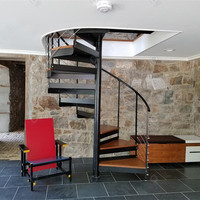 Escalier en spirale portable et démontable, facile à assembler et à démonter, pour une utilisation temporaire, en extérieur et en cas d'accès d'urgence