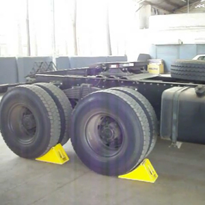 Bouchon de <span class=keywords><strong>cale</strong></span> de roue de camion robuste avec support en métal, cales de roue de véhicule en plastique - Product Image 5