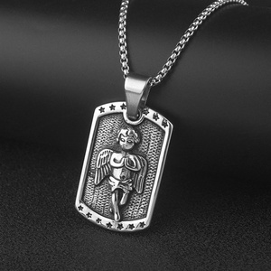 Collar con Colgante de Cupido, Acero Inoxidable, Joyería Religiosa Cristiana, Medalla Ovalada, Colgante de Ángel Orando, para Mujeres y Hombres - Product Image 2