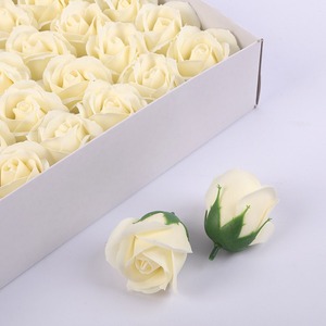 Têtes de fleurs de savon en forme de rose à trois couches, roses éternelles artificielles, matériaux pour la création de bouquets et de boîtes cadeaux pour la Saint-Valentin - Product Image 2