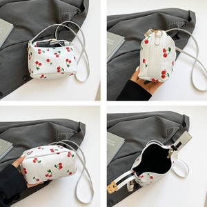 Bolso Bandolera Cosmético de Piel Sintética PU al por Mayor a <span class=keywords><strong>Precio</strong></span> Económico, Bolso Pequeño de 5 Pulgadas Resistente al Agua para Mujer, Lindos Bolsos de Hombro Tipo Tote para Chicas, Color Cereza - Product Image 6