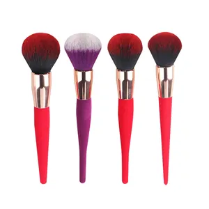 2024 maquillage vente chaude luxe rouge cosmétique brosse unique cheveux doux poudre Blush pinceau de maquillage pour dame beauté