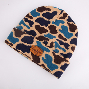 Berretti a Maglia Caldi Autunno Inverno da Donna e Uomo all'Ingrosso di Design Mimetico con Logo Stampato Personalizzato per Adulti - Product Image 3