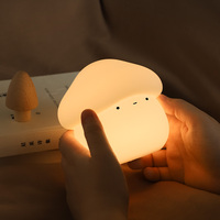 Veilleuse LED en ABS Rechargeable, Lampe Champignon Mignonne à Intensité Variable avec Commande Tactile, Abat-Jour Jaune et Blanc, Chargement USB-C, Idée Cadeau pour