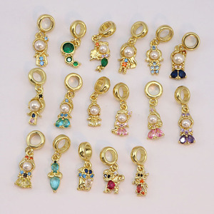 CZ8906 Little Small Mini 18K chapado en oro cuentos de hadas circón CZ Micro Pave princesa figura sirena chica colgante encantos colgantes - Product Image 6