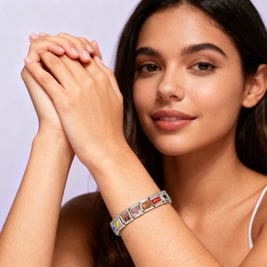Vente en gros usine : Breloques italiennes à motifs familiaux chaleureux, compatibles avec perles en acier inoxydable de 9 mm, pour la création de bijoux et bracelets DIY - Product Image 2