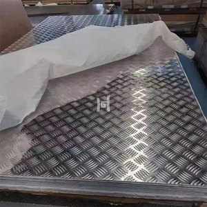 Plaque en relief en aluminium à cinq côtes de qualité supérieure 5052/5083 feuille à carreaux diamantés de type pointeur - Product Image 3