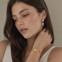 Brazalete Abierto de Oro 18K Irregular con Zirconia, Textura de Rama, Doble Capa, Acero Chapado al Vacío 18K, Regalo Unisex