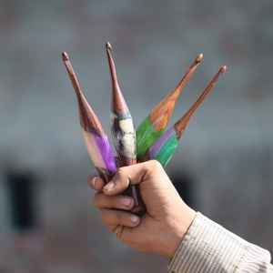 Crochets en résine et en bois faits à la main, légers, confortables, durables, pour le tricot, le crochet, le travail du fil et l'artisanat - Product Image 3