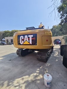 Excavatrice d'occasion CAT 320 du Japon, Caterpillar 22 tonnes, machinerie de haute qualité, excavatrice d'occasion CAT320D CAT320D2 à prix avantageux en vente - Product Image 3