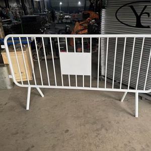 Barrière de contrôle des foules économique YC – Poteaux de barrière de file d'attente en métal élégants – Barrière de stationnement en acier fiable - Product Image 4