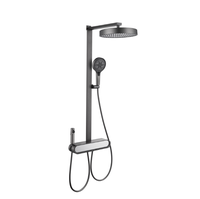Ensemble de douche gris anthracite avec affichage numérique, touches piano, douchette à main dissimulée et modes d'écoulement multiples, robinet de douche