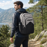 Sac à dos de sport décontracté tendance pour hommes, grande capacité, sac de voyage avec mousqueton, sac à dos d'extérieur imperméable