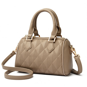Custom Wholesale <b>Hand</b> Bags Shoulder Fashion Designer Luxury PU Leather Tote Bags Women Ladies Handbags - Product Image 1